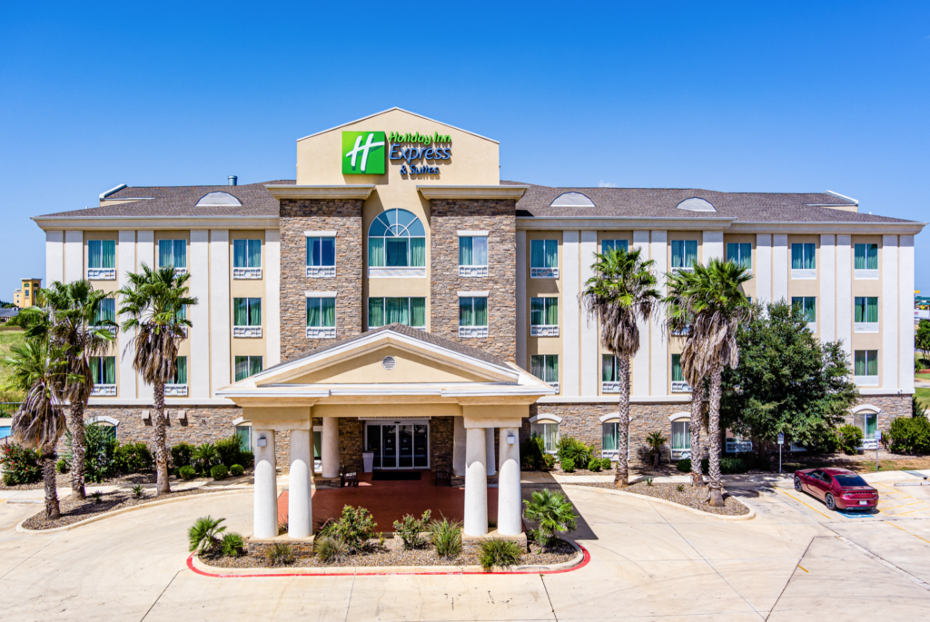 Holiday Inn Express – Pearsall, TX